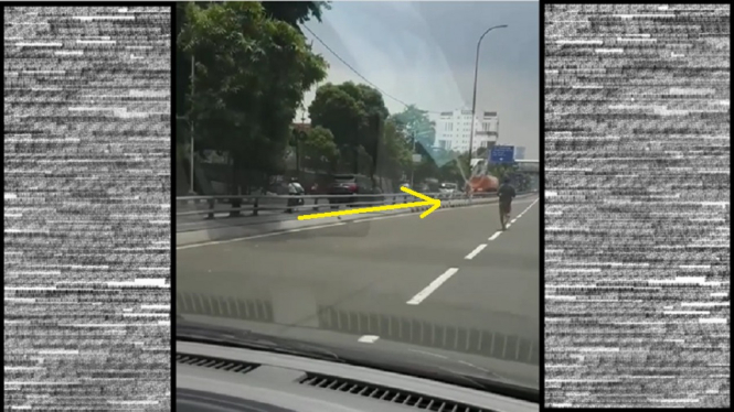 Video Viral Seorang Pria Berjalan Santai di Tengah Jalan Tol, Ini Kata Polisi (Foto Tangkap Layar Video Instagram)