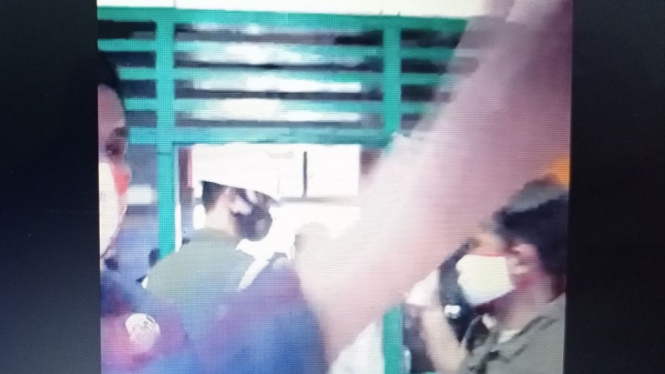 Gatot Nurmantyo Belum Pidato, Acara KAMI di Jambi Dibubarkan Polisi karena Tak Ada Izin (Foto Tangkap Layar Video)
