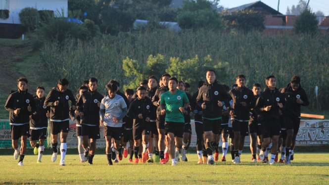 Pemain Timnas U-19 lari pagi di Kroasia