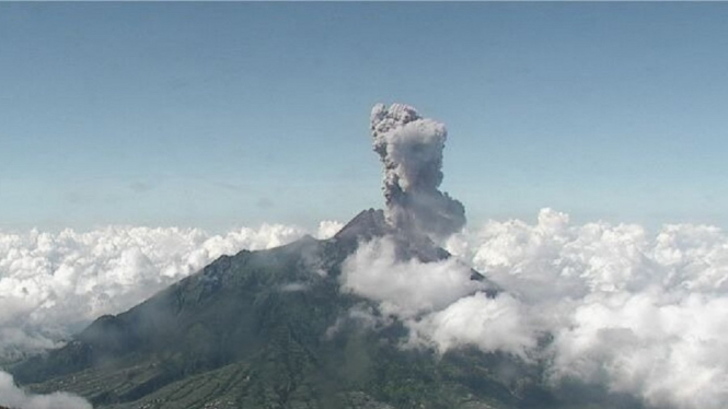 Status Gunung Merapi Naik Menjadi Siaga