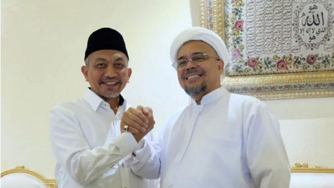 Tiba di Tanah Air, Presiden PKS: Ahlan Wa Sahlan Habib Rizieq