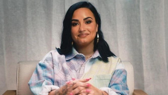 Untuk Hilangkan Stres, Demi Lovato Salurkan Hobi Fotografi Saat Lockdown