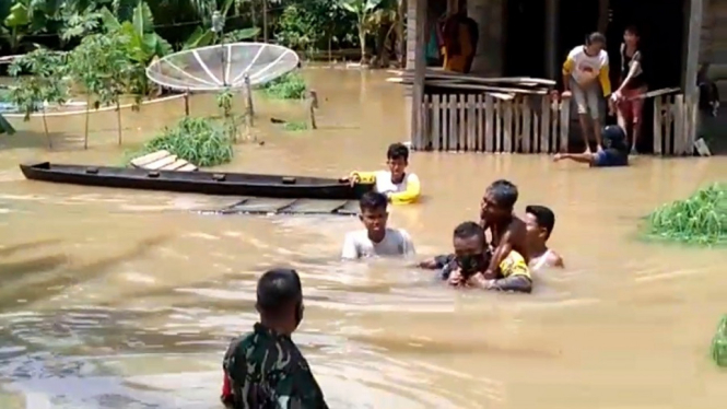 Ratusan Rumah di Riau Kebanjiran