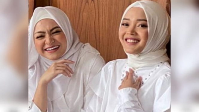 Ungkap Perlakuan Nathalie Holscher sebagai Ibu Sambung, Putri Delina: Bunda Bener-bener Kayak Mama (Foto: Instagram)