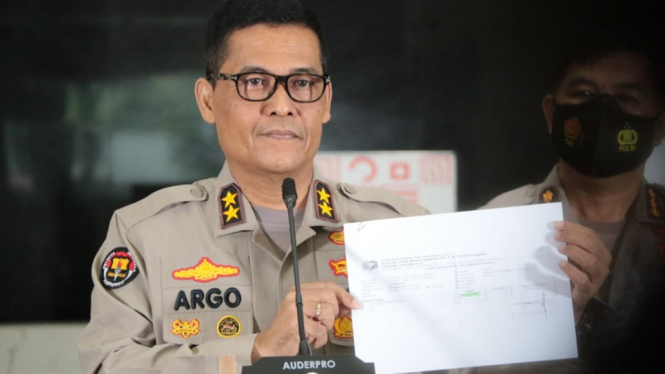 Polri: Hasil Tes Swab, Lurah Petamburan Positif Covid-19