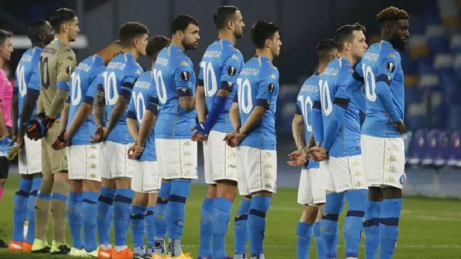 Mengenang Maradona, Para Pemain Napoli Bernomor Punggung 10 Saat Berlaga di Liga Eropa (Foto Reuters)