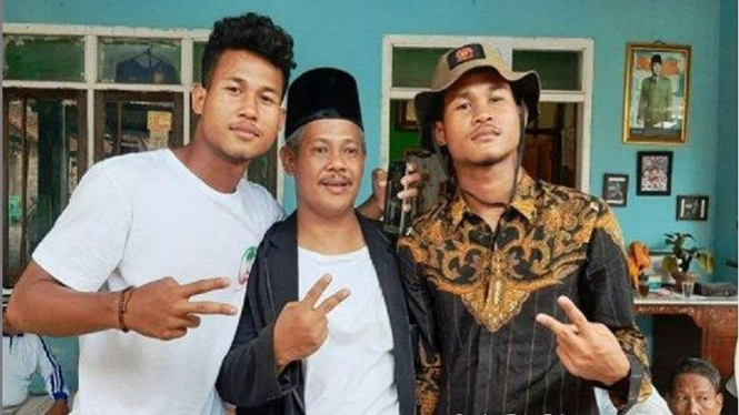 Bagus Kahfi dan Bagas Kahfa bersama ayahnya di Magelang