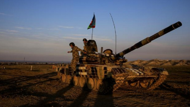 tank azerbaijan reuters
