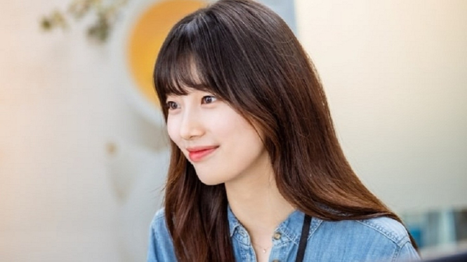 Rayakan 10 Tahun Debut, Suzy Sapa Penggemar Lewat Fan Concert