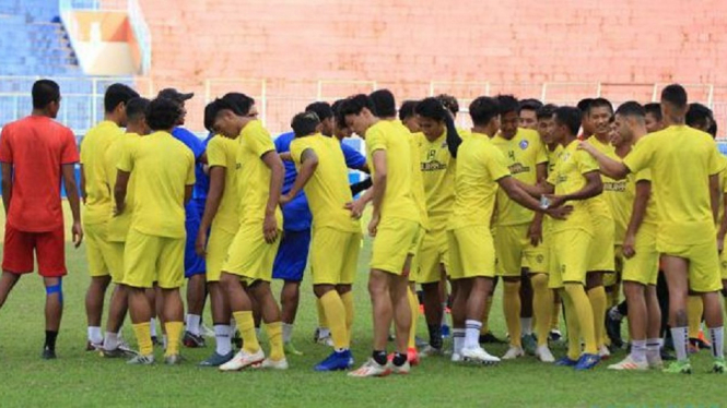 Arema latihan bersama