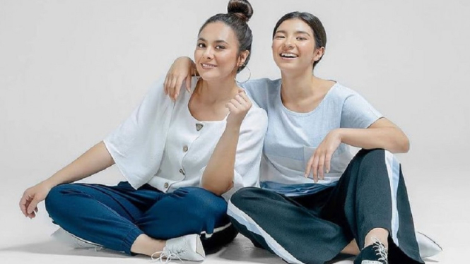 Wulan Guritno dan Putrinya, Shaloom Razadee (Foto: Instagram)