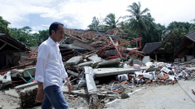 jokowi tinjau tsunami