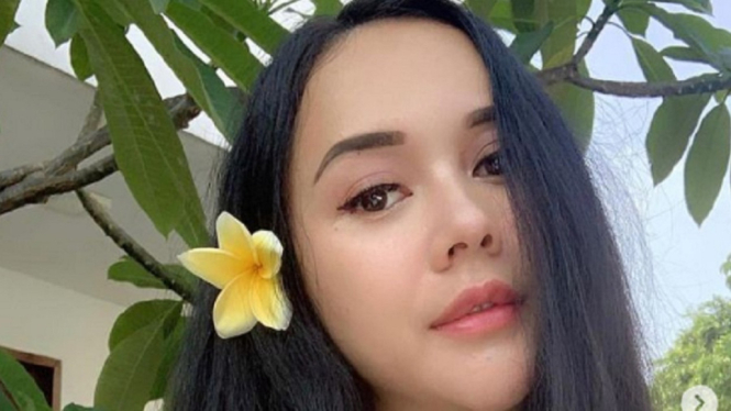 Aura Kasih. (Foto Instagram @aurakasih)