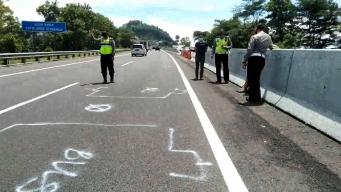 Sopir Chacha Sherly Ditetapkan Jadi Tersangka Kecelakaan di Tol Semarang