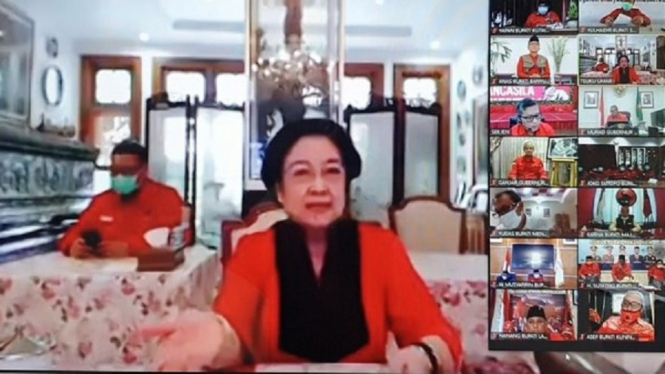 Ketum PDIP Megawati Pusing Banyak yang Tidak Patuh Protokol Kesehatan (Foto Tangkap Layar Webinar)