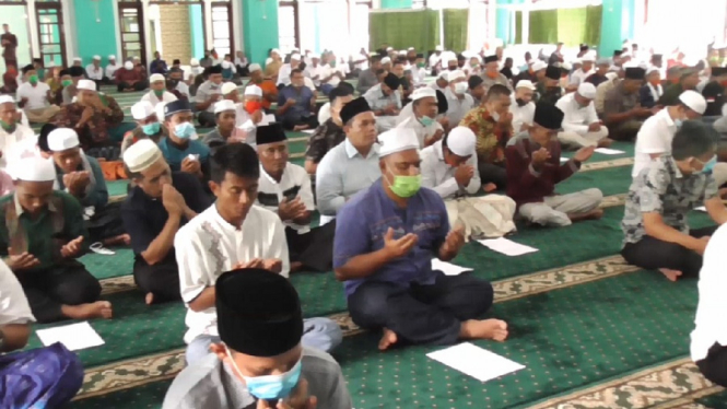 zikir dan doa untuk keberhasilan vaksinasi-Madina