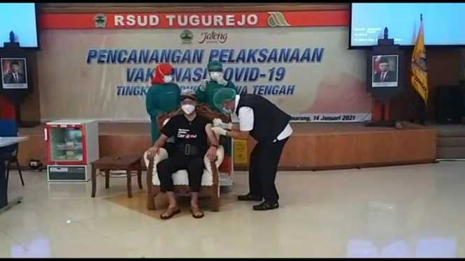 vaksin gubernur Jawa Tengah- 1