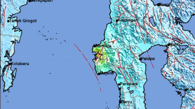 Dampak Gempa Bumi M 6,2 Bangunan Bertingkat di Mamuju Dilaporkan Roboh (Foto Twitter)
