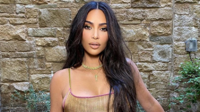 Ingin Gugat Cerai Kanye West, Kim Kardashian Masih Galau Soal Anak (Foto: Instagram)