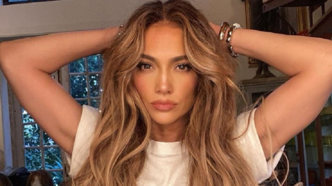 Dituding Gunakan Botox Wajah, Jennifer Lopez Beri Jawaban Menohok (Foto: Instagram)