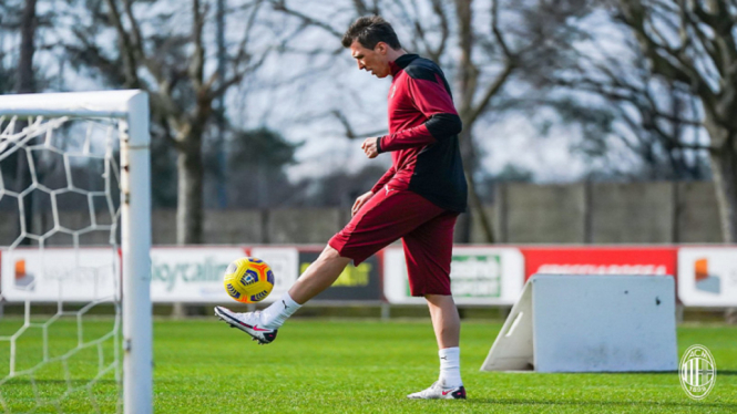 Mario Mandzukic merapat ke AC Milan Januari 2021 jugling