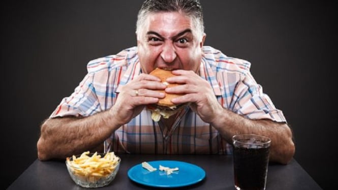 Ini Efek Buruk Kebiasaan Makan Terlalu Cepat Bagi Kesehatan
