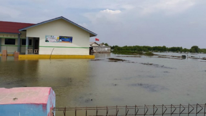 Waspada Gelombang Tinggi Dan Banjir Rob Di Perairan Utara Jawa