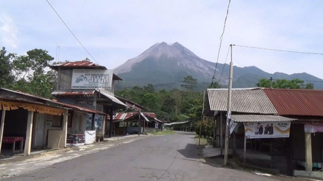 Wisata Bangker Kaliadem Ditutup karena status Gunung Merapi naik menjadi Siaga. (ANTV Andri Prasetiyo). 2