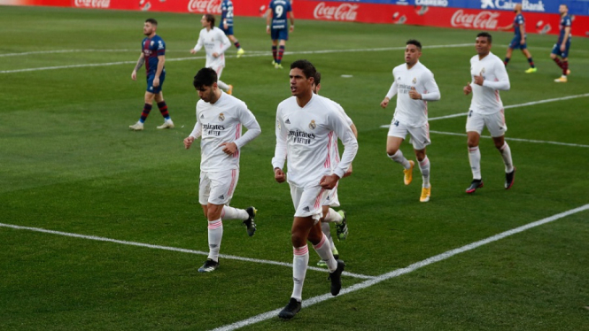 Real Madrid Raih Poin Penuh Usai Bekuk Tuan Rumah Huesca 1-2 di La Liga (Foto Twitter)