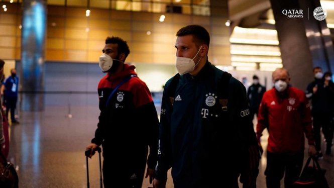 Bayern Munich Tertahan 7 Jam di Bandara Berlin saat Hendak ke Qatar, Ini Sebabnya (Foto Twitter)