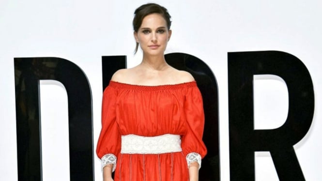 Natalie Portman Klarifikasi Berita Palsu Kalau Dirinya Hamil Lagi