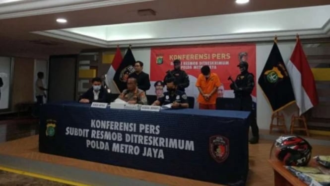 Sungguh Nekat, Polisi Gadungan Tipu Penjual Hp di dalam Mapolda Metro Jaya