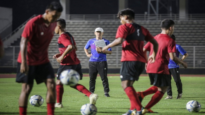 Shin Tae Yong latihan Timnas Indonesia Februari 2020 di Std Madya