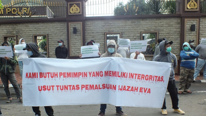 INFOSOS Lampung Berharap Kasus Dugaan Ijazah Palsu Eva Dwiana Diusut Tuntas (Foto Istimewa)
