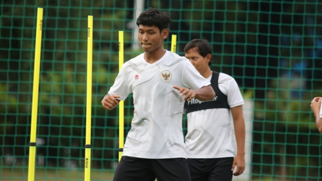 Timnas U-23 latihan keras di Stadion Madya Senayan Jakarta