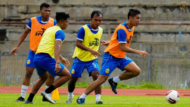 Bhayangkara Solo FC Latihan game jelang Piala Menpora 2021