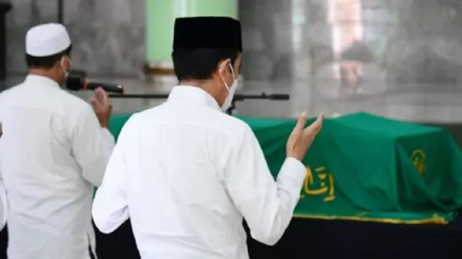 presiden melayat artidjo