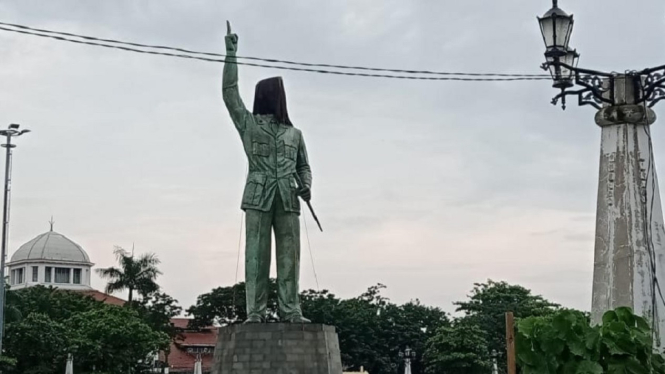 patung bung karno semarang