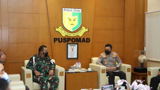 Perkuat Penegakan Disiplin Personel TNI-Polri, Kadiv Propam Polri Sambangi Danpuspom AD (Foto Humas Polri)