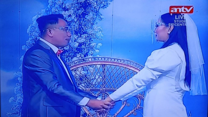 Vicky Prasetyo dengan Kalina Oktarani Terlibat Adu Mulut di Jejak Waktu ANTV (Foto Tangkap Layar)