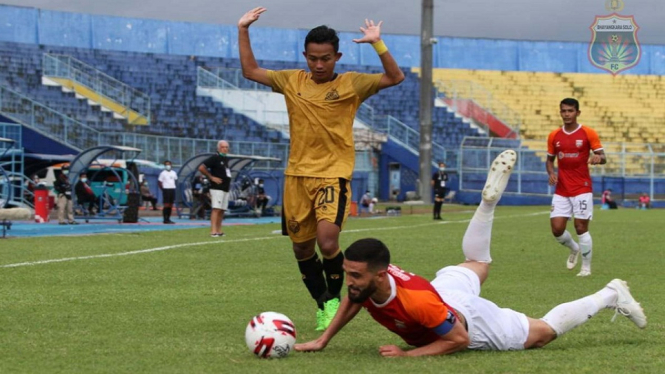 Bhayangkara Solo FC vs Borneo FC 1-0 pemain sudah kerja keras