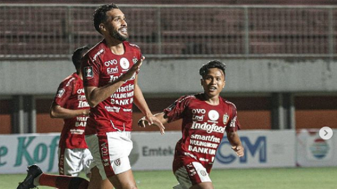 Persib vs Bali United gol William Pacheco