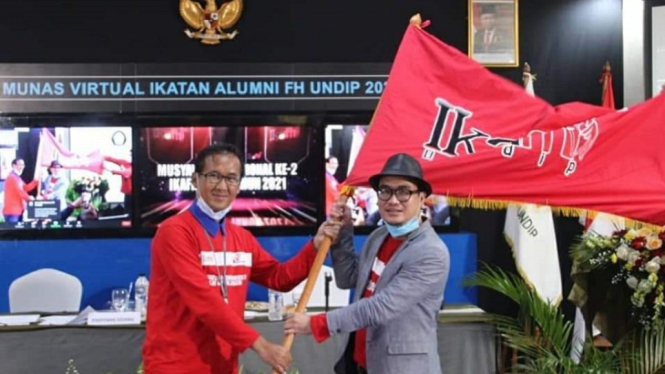 Gantikan Mantan Ketua MK Arief Hidayat, Ahmad Redi Terpilih Jadi Ketua Umum IKA FH Undip (Foto Humas IKA FH Undip)