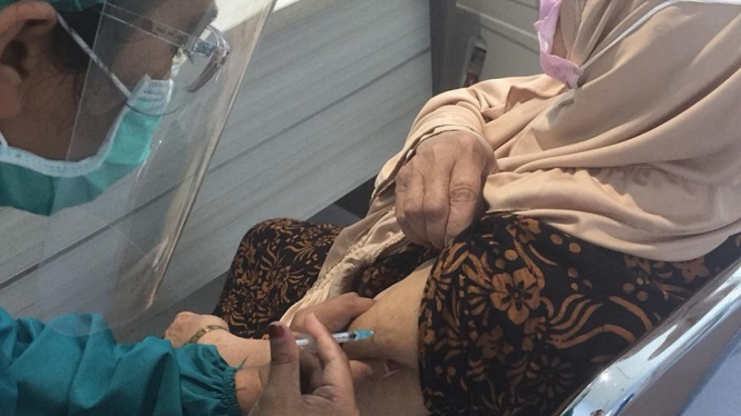 Dinkes DKI Klaim 52 Persen Lansia di Jakarta Sudah Disuntik Vaksin Covid-19 (Foto Dok. Istimewa)