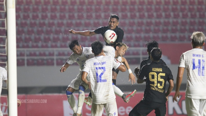 Arema vs PSIS Semarang 2-3