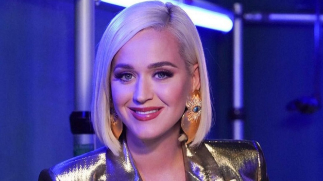 Sibuk Urus Anak, Katy Perry Akui Tak Sempat Mencukur Bulu Kaki (Foto: Instagram)