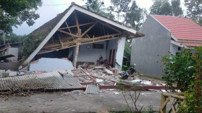 Dampak Gempa Malang, Data Sementara 200 Bangunan di Blitar Rusak