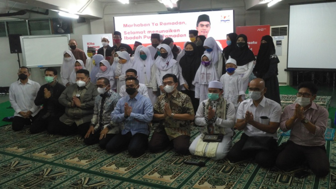 anindya bakri bukber anak yatim