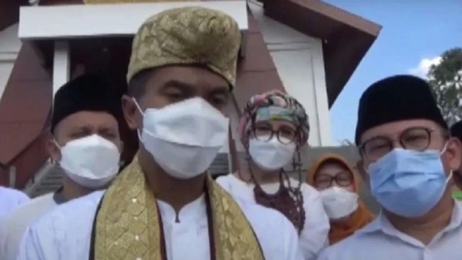 Calon Ketua Umum KADIN Indonesia Anindya Bakrie Resmikan Ponpes Tahfidz Al Bakrie Lampung (Foto Istimewa via VIVA)