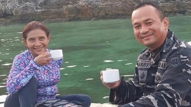 Eks Menteri KP Susi Pudjiastuti Unggah Foto Bersama Korban KRI Nanggala-402 (Foto Instagram)